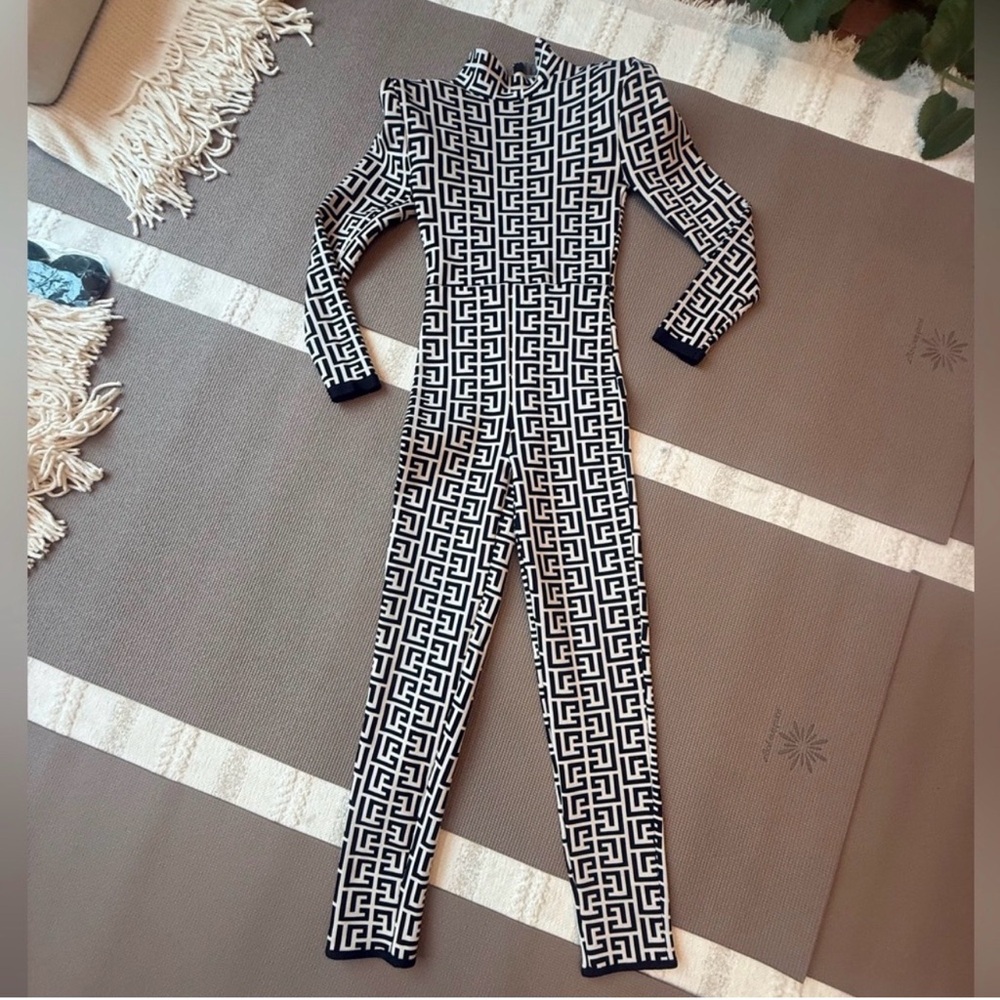 Stylish Black and White Geometric Jumpsuit